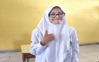 Siswi MTsN Kota Kupang Raih Medali Perunggu
