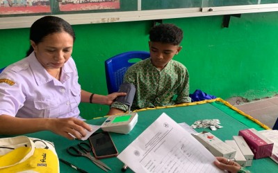 Dukung Kesehatan Pada Pelajar, Puskesmas Alak Laksanakan Skrining Kesehatan di MTs Negeri Kota Kupang